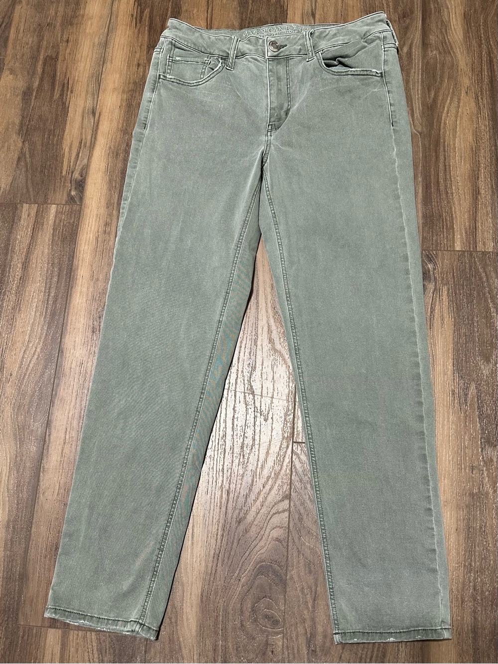 American Eagle Women's Jeans Khaki Size 4 Super Stretch Mid-Rise Straight
